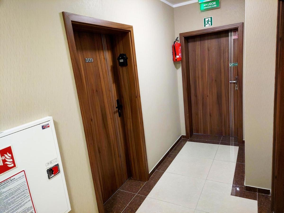 Apartament Planeta Mielno - Centrum, 2 Minuty Od Plazy ! ! ! Exterior foto